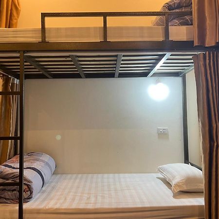 Ha Giang Ali Hostel Exteriör bild