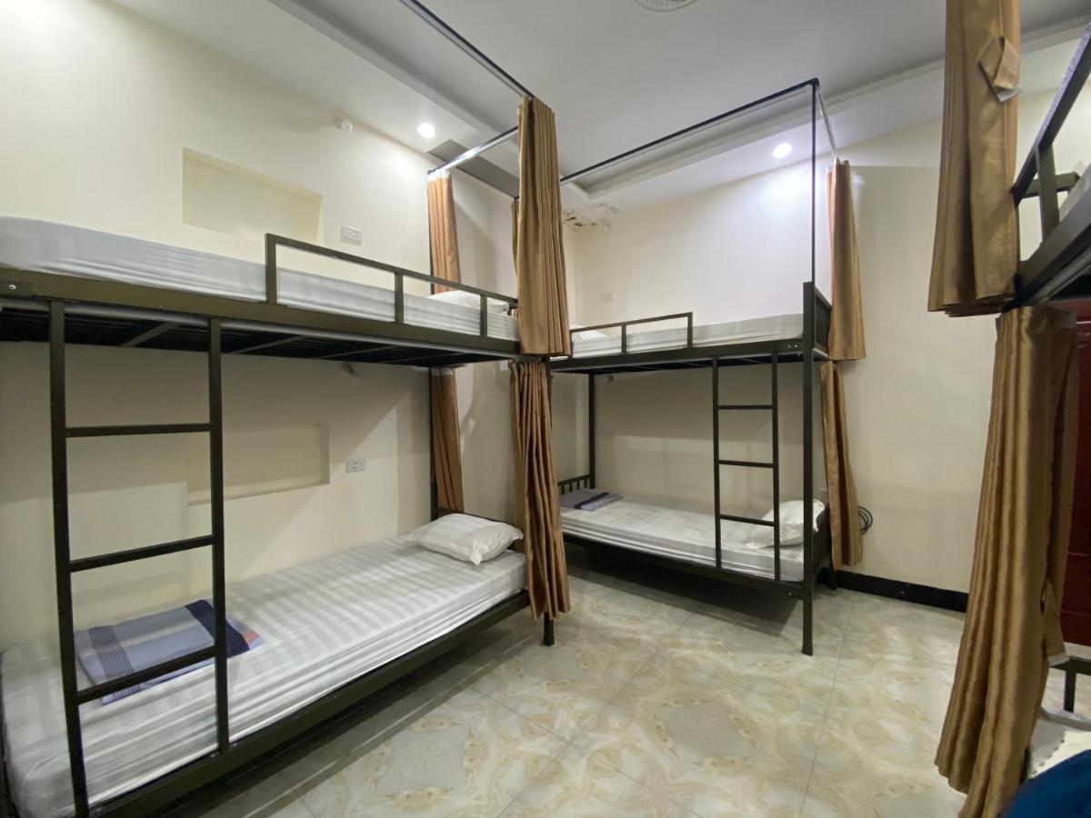 Ha Giang Ali Hostel Exteriör bild