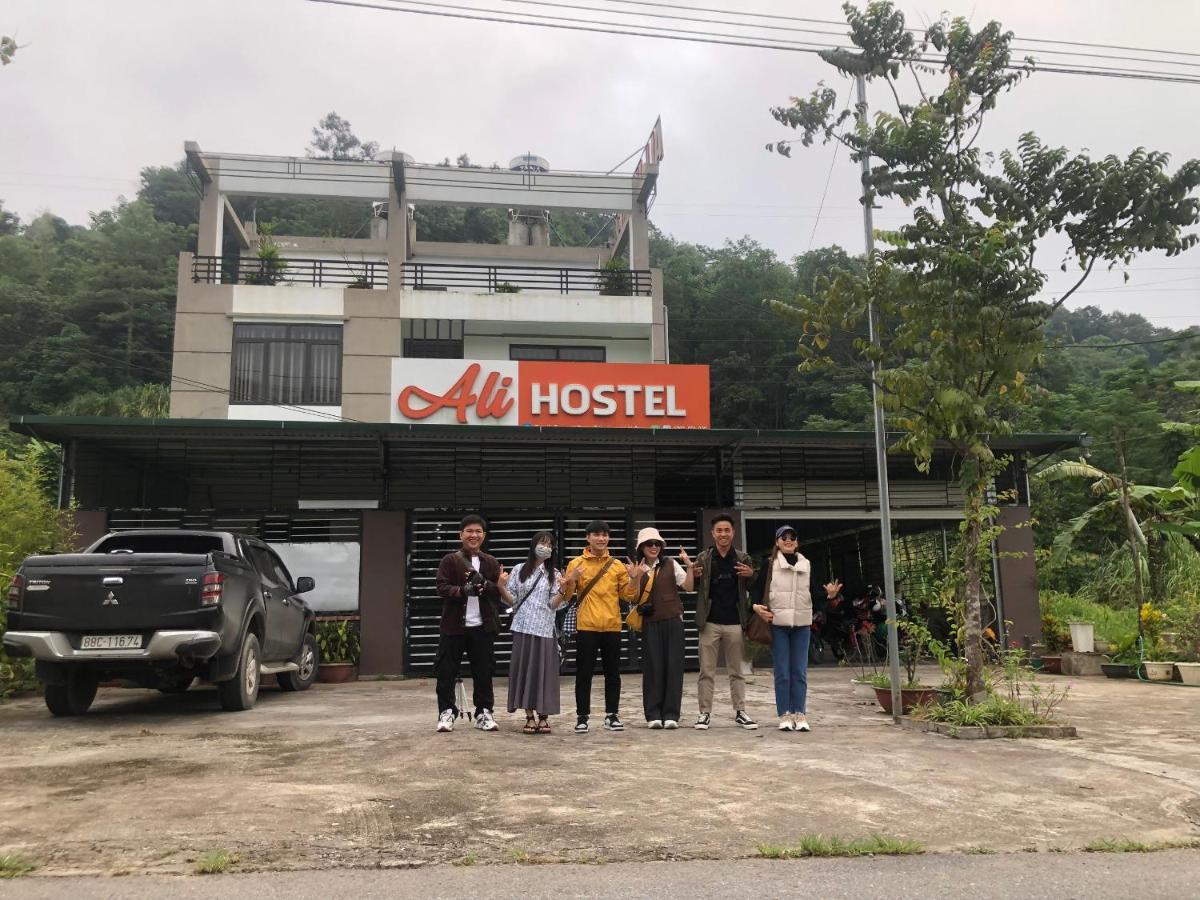 Ha Giang Ali Hostel Exteriör bild