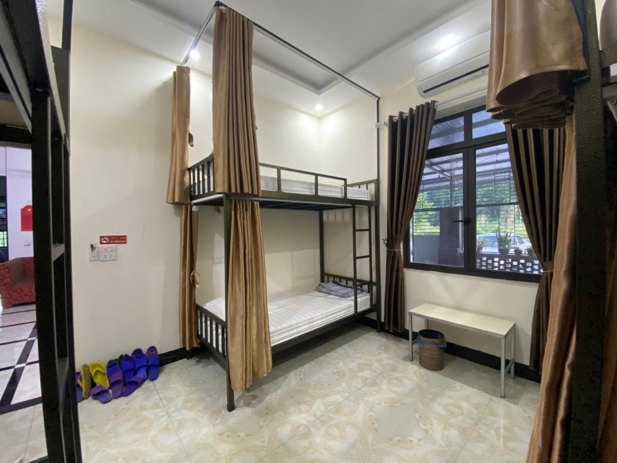 Ha Giang Ali Hostel Exteriör bild