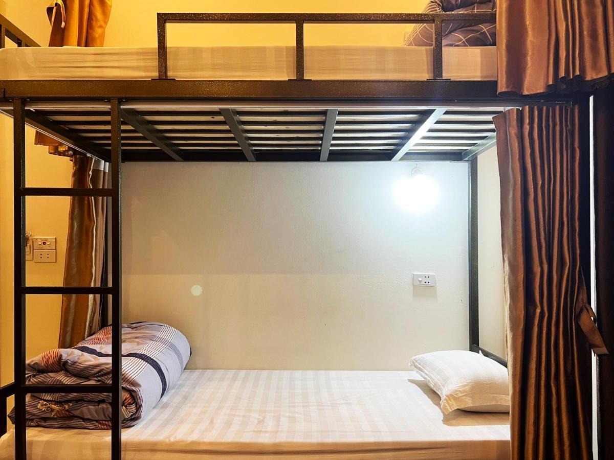 Ha Giang Ali Hostel Exteriör bild