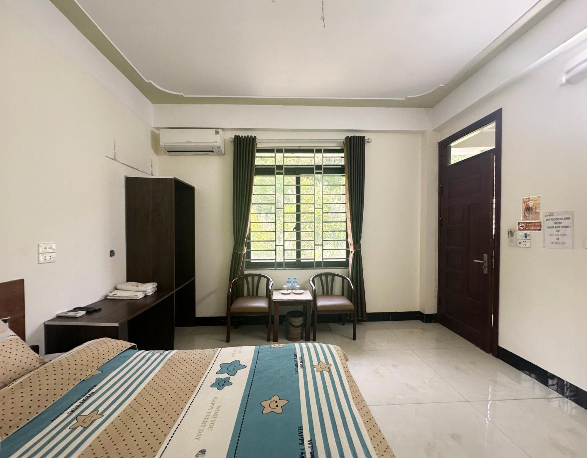 Ha Giang Ali Hostel Exteriör bild