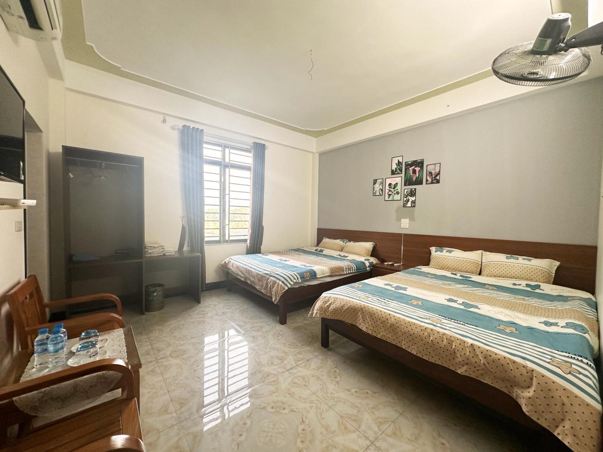 Ha Giang Ali Hostel Exteriör bild